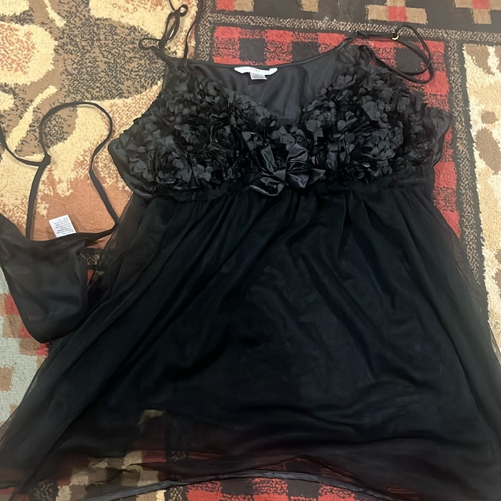 Flora Nikrooz lingerie set